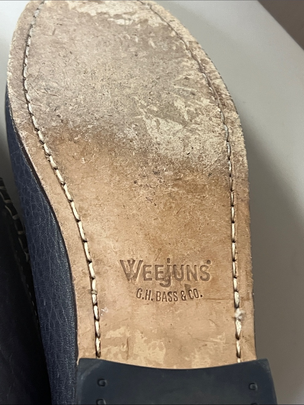 Women's 7.5 Navy Leather Penny Loafers with Contrast Stitching - Picture 5 of 6